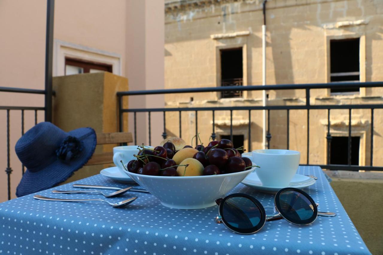 La Terrazza Di Carolina Bed & Breakfast Agrigento Eksteriør bilde